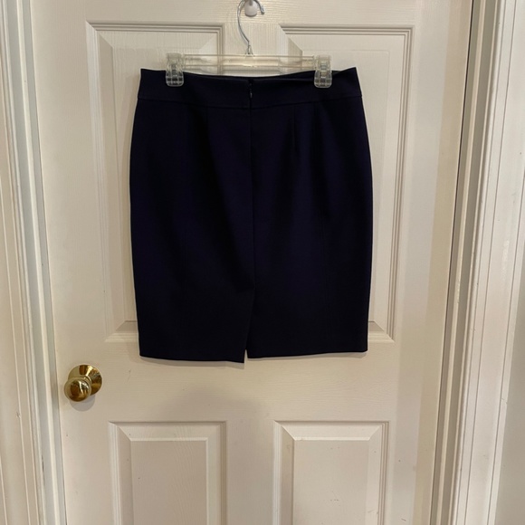 Loft Navy pencil skirt size 8 - Picture 8 of 9